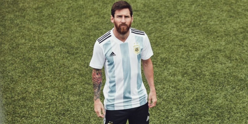 adidas present&oacute; la camiseta de Argentina para la Copa Mundial de la FIFA Rusia 2018 