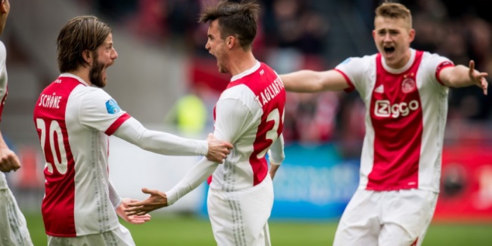 Ajax, Feyenoord y PSV donan sus ingresos de la Champions League al f&uacute;tbol de Holanda