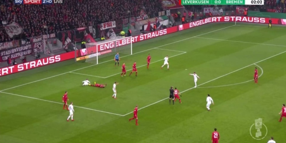 El &ldquo;gol perfecto&rdquo; del Bayer Leverkusen que es furor en redes sociales