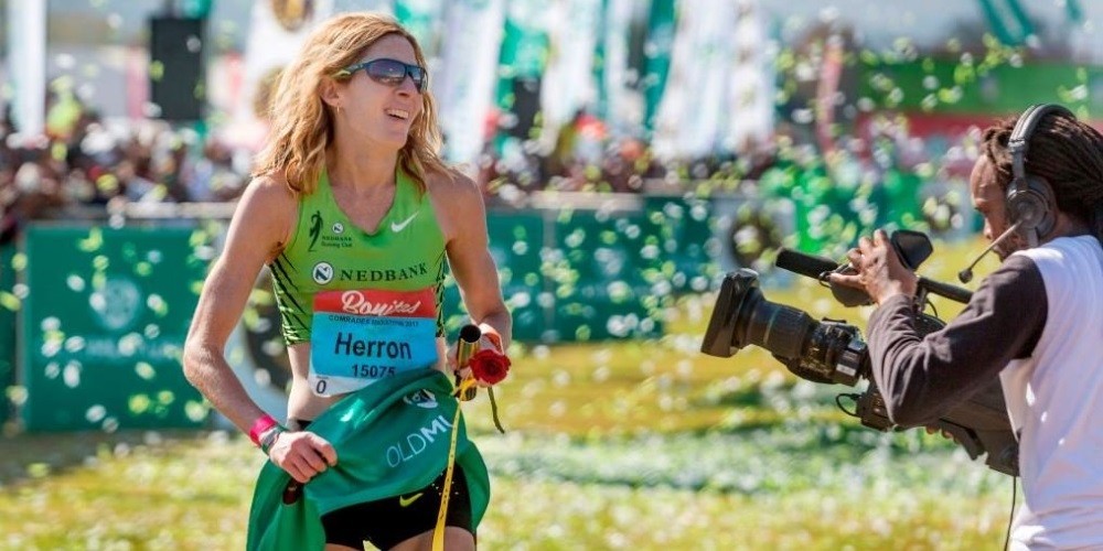 La ultramaratonista que completa distancias hist&oacute;ricas y consume cerveza y comida mexicana durante sus carreras
