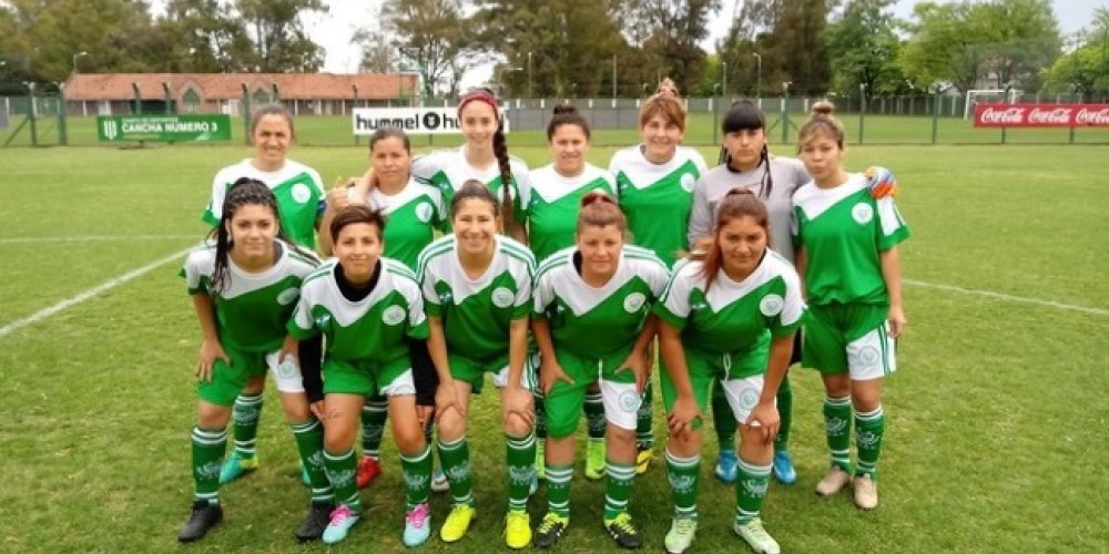 Camioneros jug&oacute; un partido de la Liga Femenina con 12 jugadoras en cancha