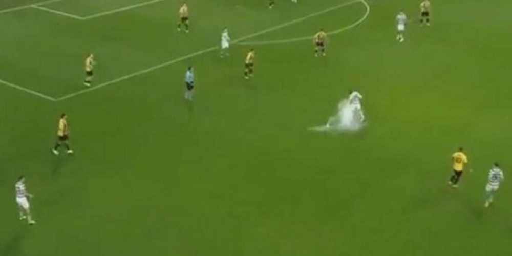 Un jugador hizo explotar el spray que utilizan los &aacute;rbitros para marcar las faltas