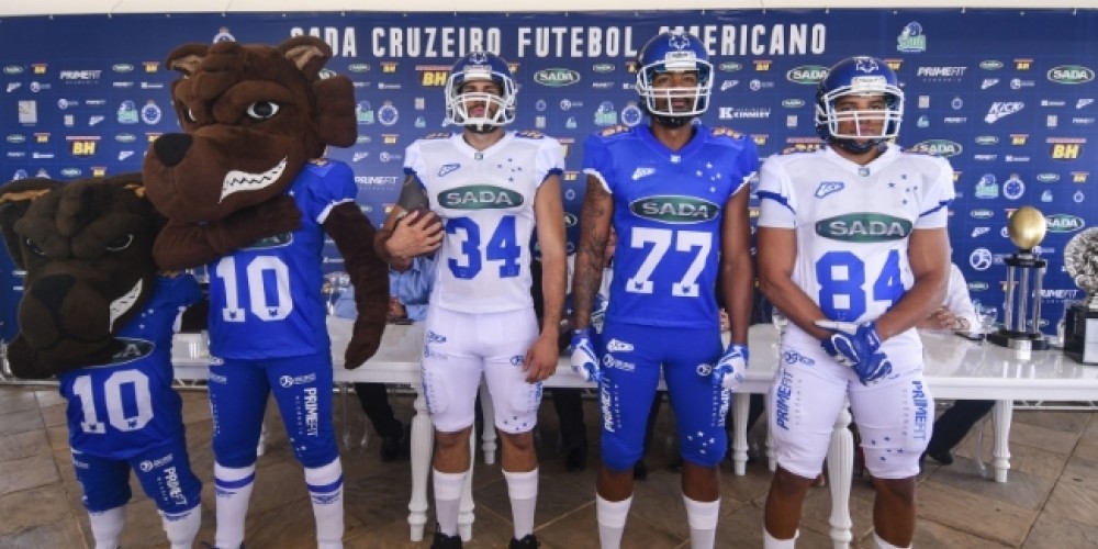 Cruzeiro present&oacute; su propio equipo de f&uacute;tbol americano 