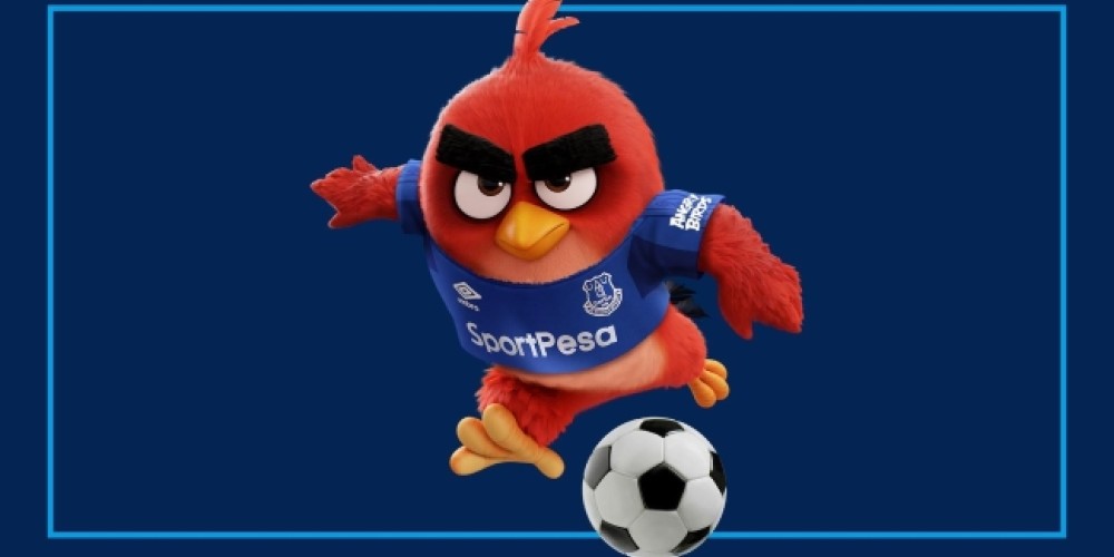 El Everton present&oacute; a Angry Birds como su nuevo patrocinador en el uniforme 