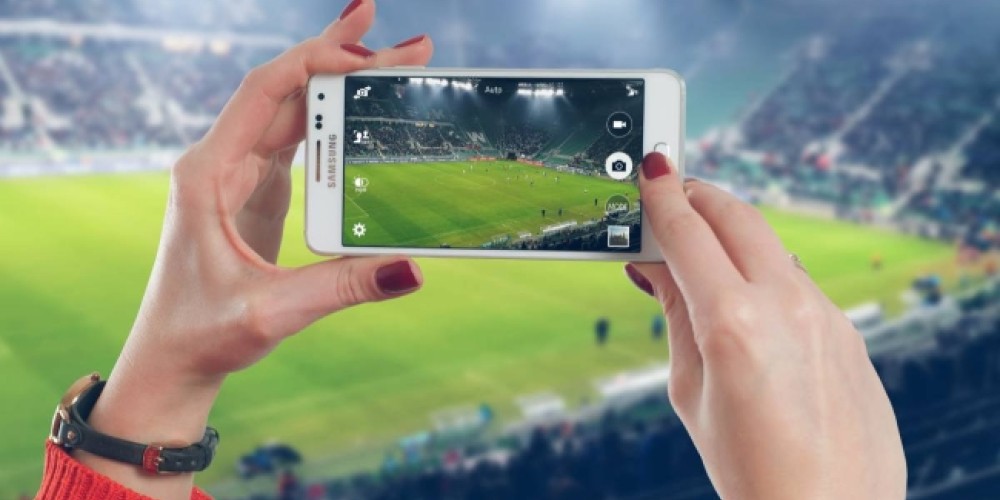 Una nueva ley podr&iacute;a prohibir las fotos y videos en los estadios