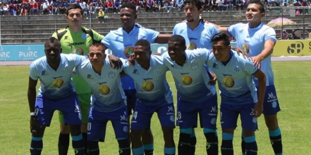 Ins&oacute;lito: el club ecuatoriano que jug&oacute; un partido con dos uniformes diferentes entre sus jugadores