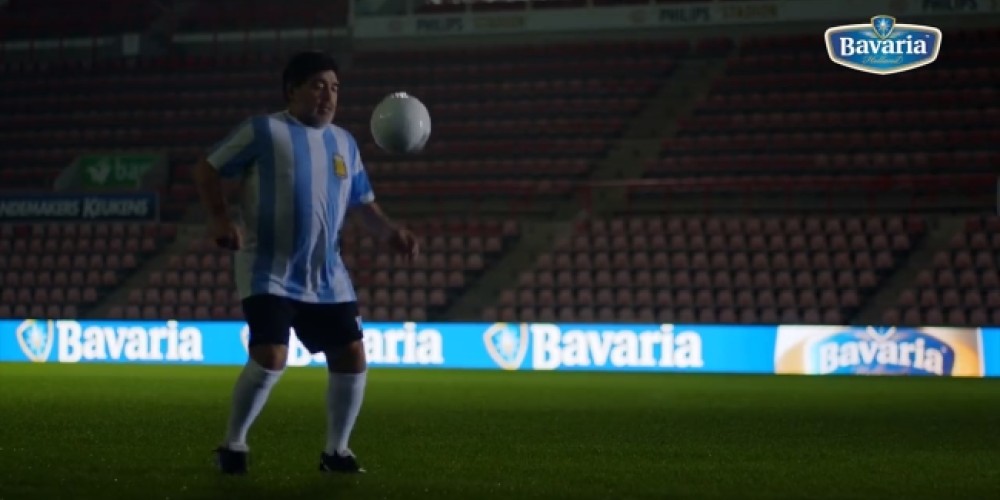 Baviera y una imperdible publicidad de Maradona en Holanda