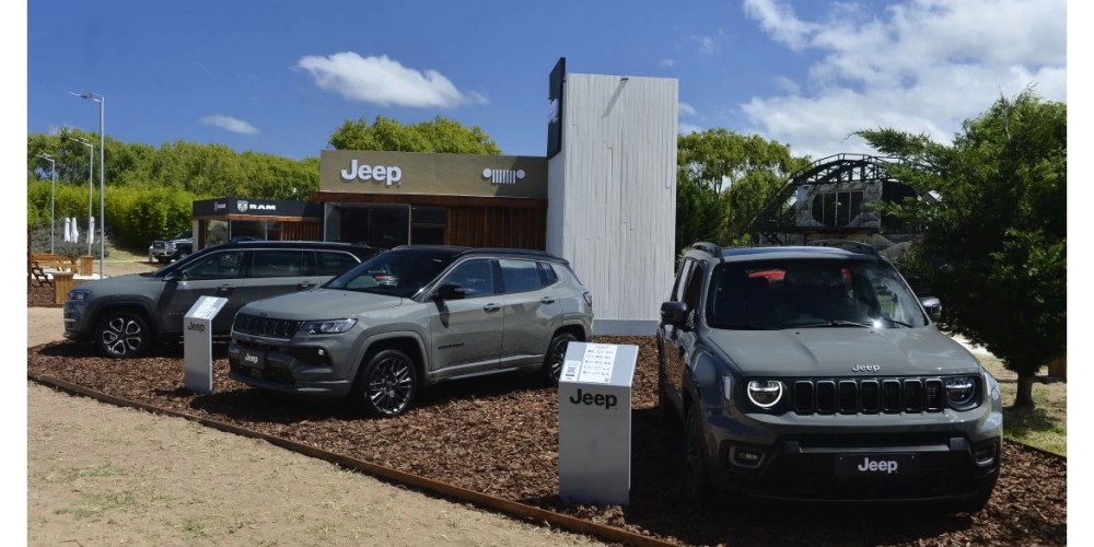 La marca Jeep&reg; exhibe sus ic&oacute;nicos modelos en el Summer Car Show