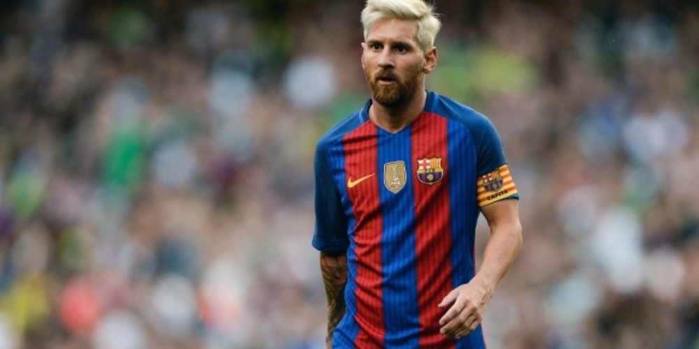 El FC Barcelona eval&uacute;a presentar un contrato de por vida para Messi