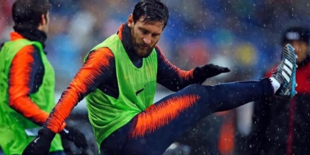 Messi ya estren&oacute; la nueva indumentaria de entrenamiento del FC Barcelona