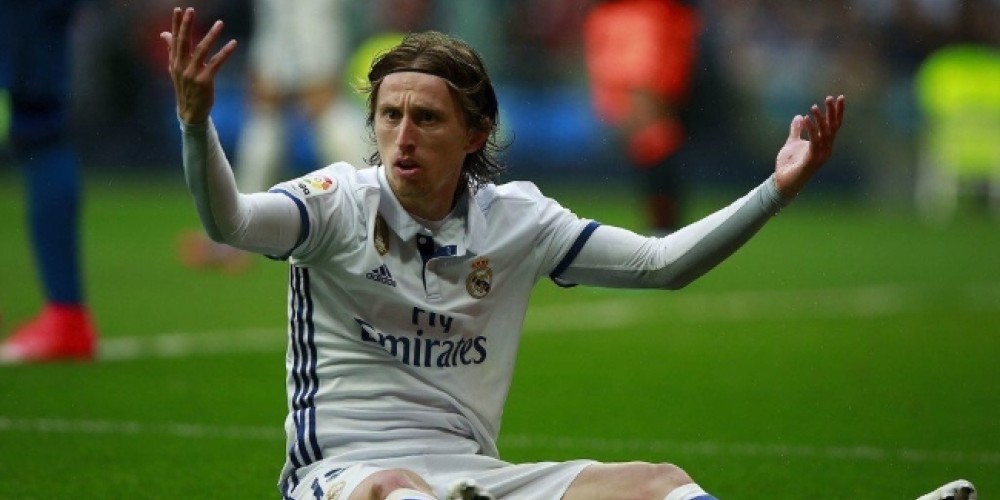 La distracci&oacute;n de Modric que casi hace jugar al Real Madrid con 12 jugadores 
