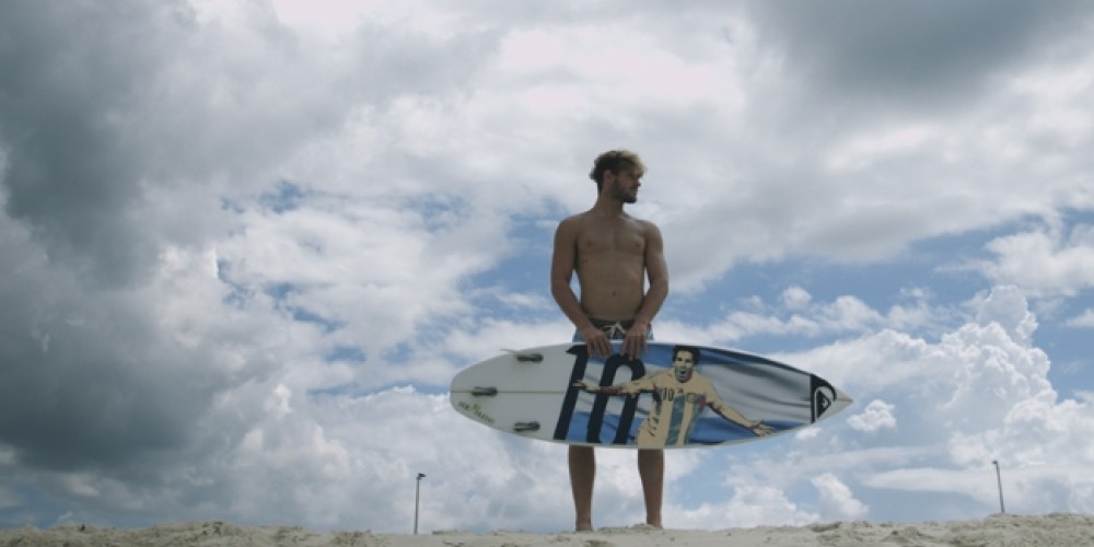 El surfista argentino que se inspira en Messi