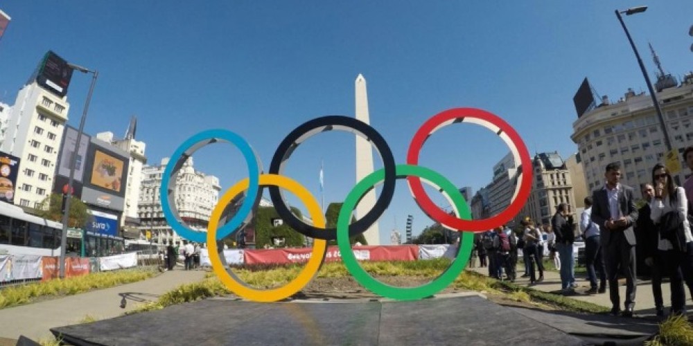 El Obelisco comienza a vestirse para la ceremonia de apertura de Buenos Aires 2018