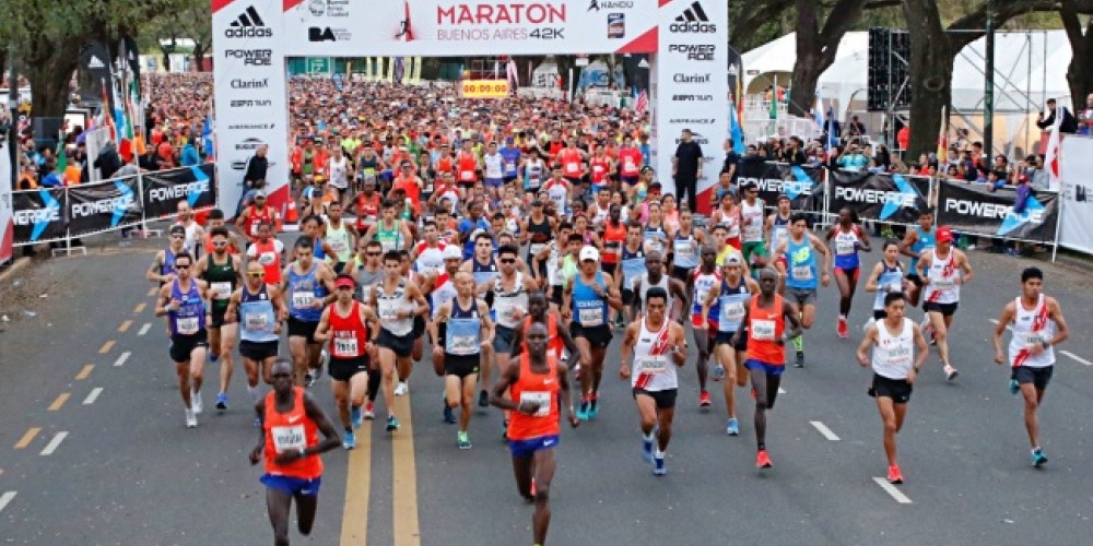 La marat&oacute;n de Buenos Aires reuni&oacute; a m&aacute;s de 9000 corredores en las calles de Capital Federal