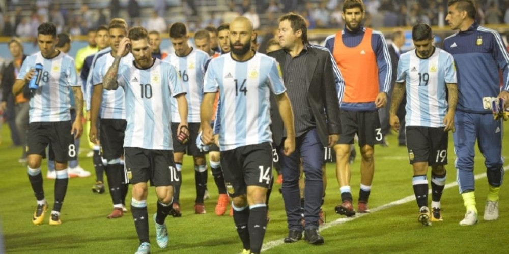 &iquest;Qu&eacute; pasa con el calendario de la Superliga si Argentina juega el repechaje?