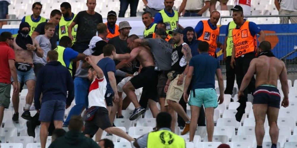 Rusia probar&aacute; su programa anti hooligans para el Mundial en partidos de la UEFA Champions League 