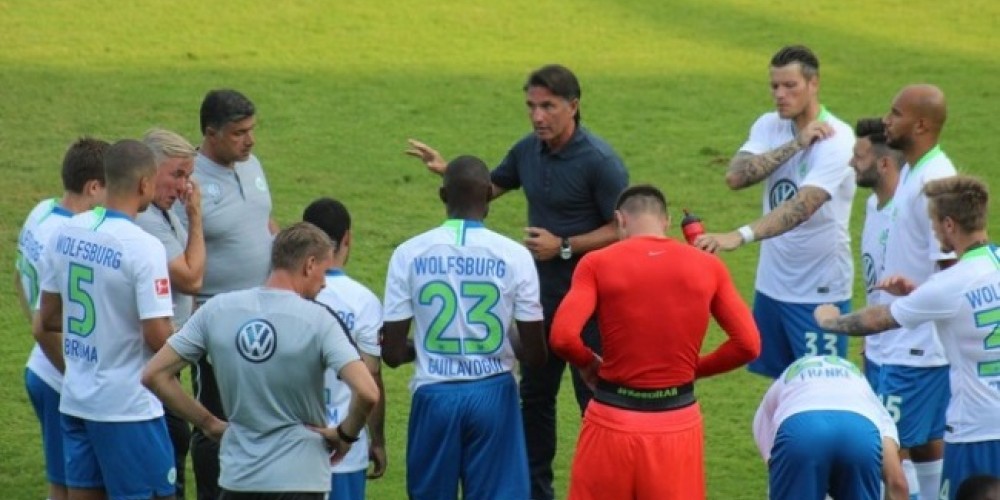 Bruno Labbadia, el entrenador del Wolfsburgo que populariz&oacute; los castigos y el c&oacute;digo de conducta para su equipo