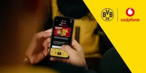 Borussia Dortmund premiará a los hinchas que no usen el celular durante los partidos