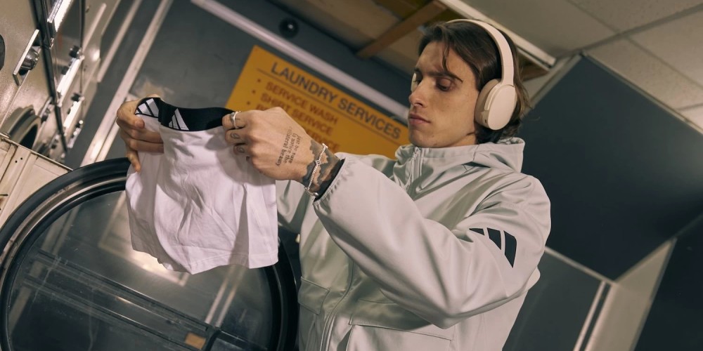 adidas eligió a Riccardo Calafiori como primer embajador de ropa interior de la marca