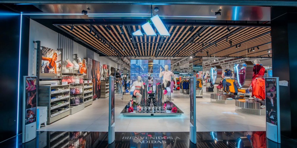 adidas refuerza su liderazgo con la apertura de su tienda exclusiva m&aacute;s importante en Argentina