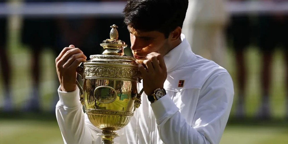 Alcaraz venci&oacute; a Djokovic y grit&oacute; campe&oacute;n en Wimbledon: &iquest;Cu&aacute;nto dinero se llev&oacute;?