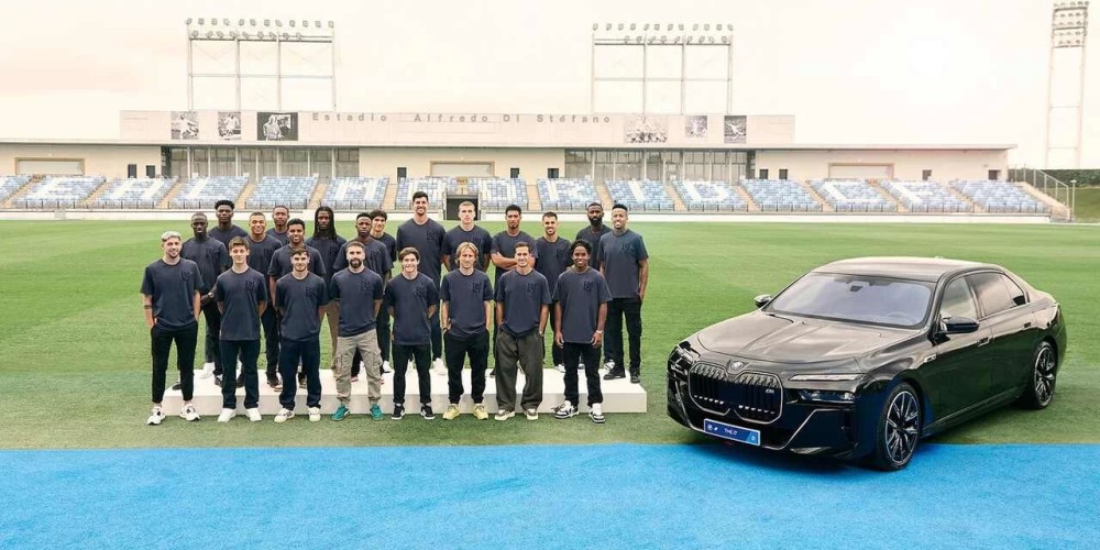 Los autos de lujo que recibi&oacute; el plantel del Real Madrid