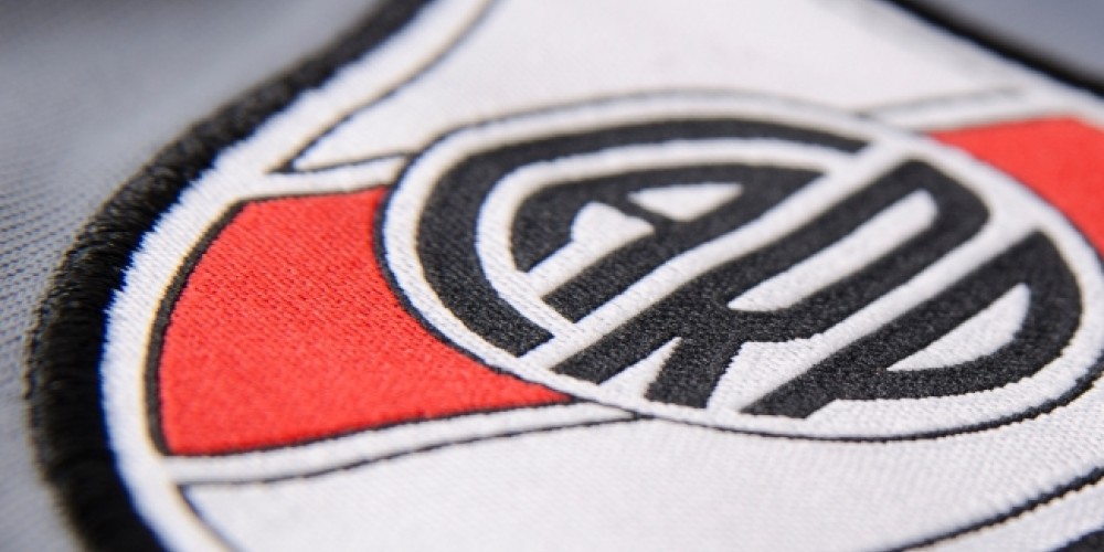 adidas present&oacute; la nueva camiseta de arquero de River Plate para el 2016