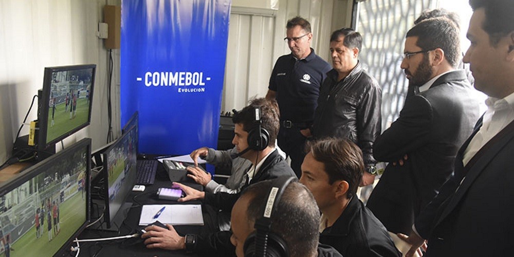 Se revelaron los cambios que planea la CONMEBOL para el VAR en Sudamérica