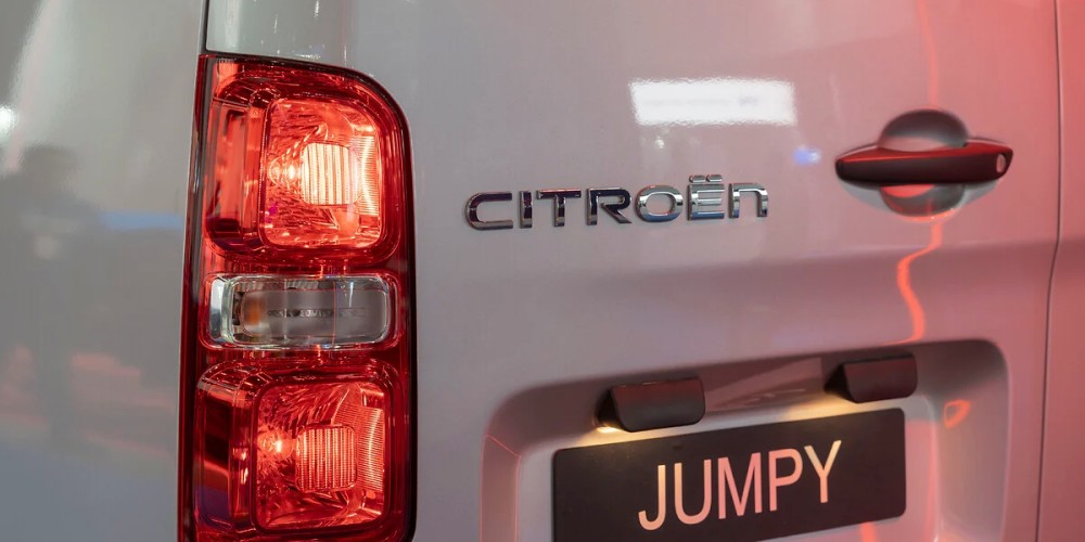 Nuevos Citro&euml;n Jumpy y Peugeot Expert: contin&uacute;a la ofensiva de utilitarios livianos de Stellantis