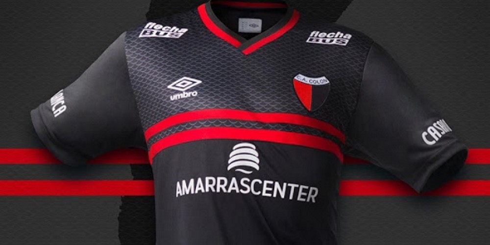 Col&oacute;n present&oacute; su nueva camiseta alternativa