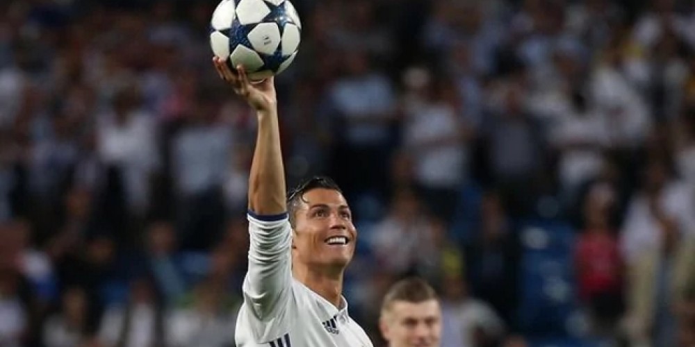 Cristiano Ronaldo le regaló el balón de su hat-trick a uno de sus compañeros