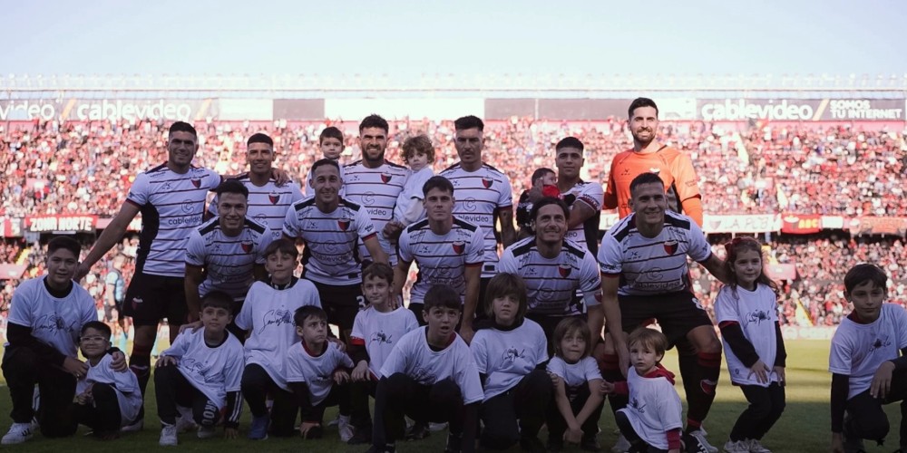 El curioso nuevo sponsor de Col&oacute;n de Santa Fe