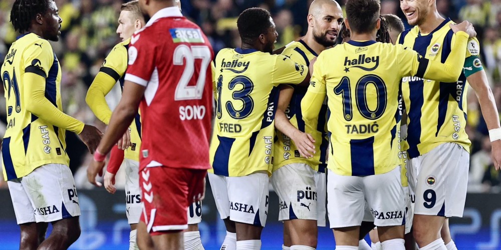 Fenerbah&ccedil;e volver&aacute; a ser vestido por adidas tras un problema con su sponsor t&eacute;cnico actual