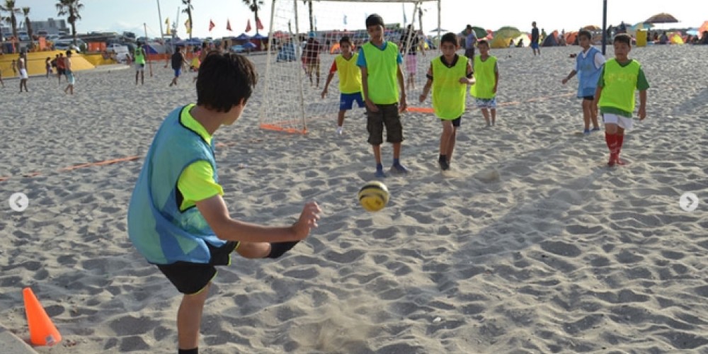 La Conmebol realizar&aacute; cl&iacute;nicas de f&uacute;tbol playa gratuitas en Paraguay