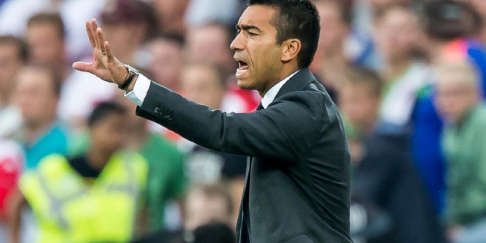 Gio van Bronckhorst ser&iacute;a el apuntado del FC Barcelona para suceder a Luis Enrique