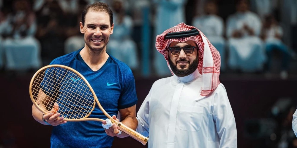 El impresionante valor de la raqueta que le regalaron a Rafael Nadal en Arabia Saudita