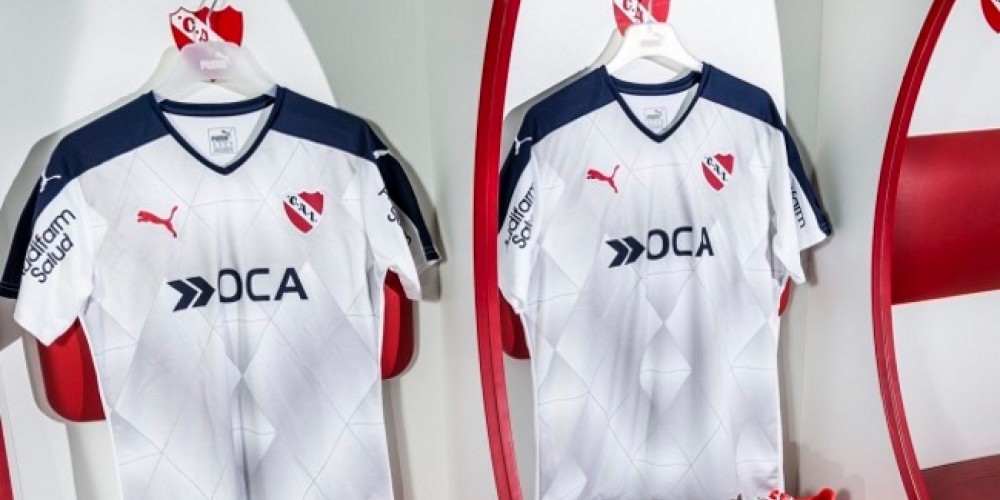 Independiente present&oacute; su nueva camiseta alternativa Puma