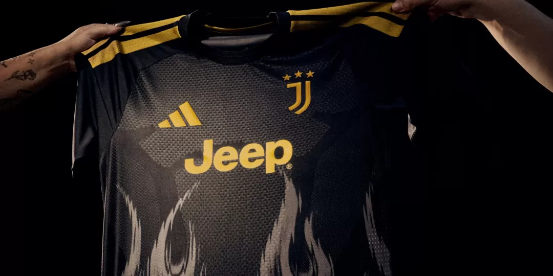 Juventus presentó la camiseta alternativa para la temporada