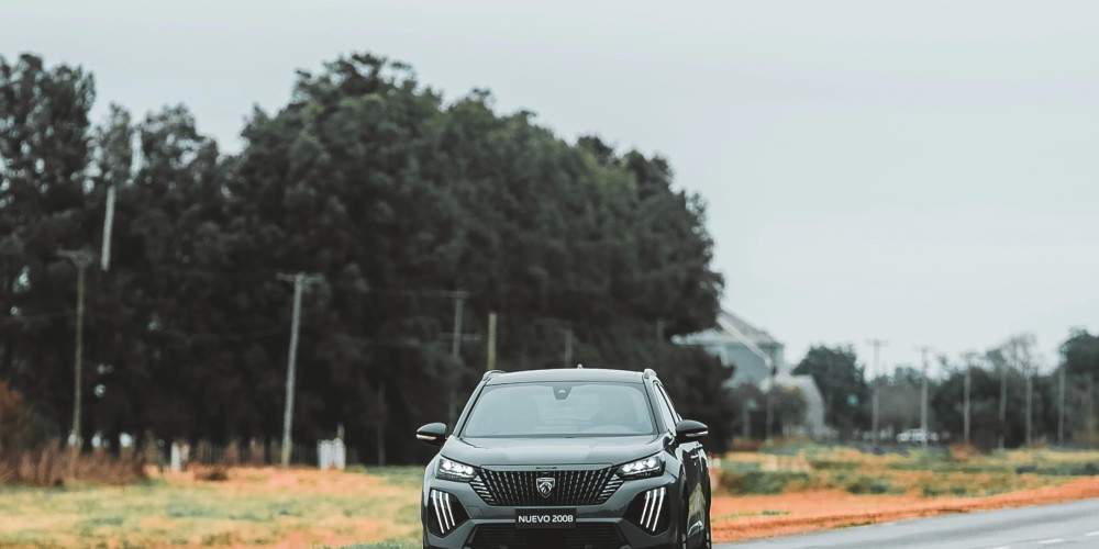 Nuevo Peugeot 2008: Una expresi&oacute;n de estilo, modernidad y robustez en el segmento de los B-SUV