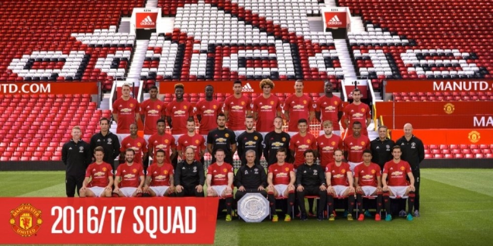 Schweinsteiger fue borrado de la foto oficial del Manchester United