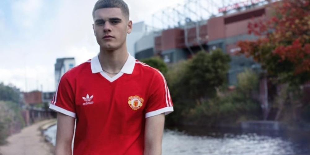 adidas Originals present&oacute; la l&iacute;nea de indumentaria del Manchester United