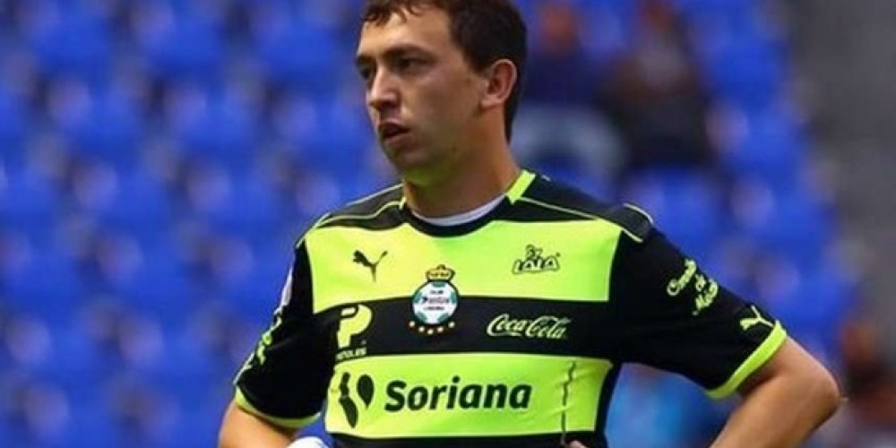 Como Jorge Campos, Marches&iacute;n termin&oacute; un partido jugando de delantero