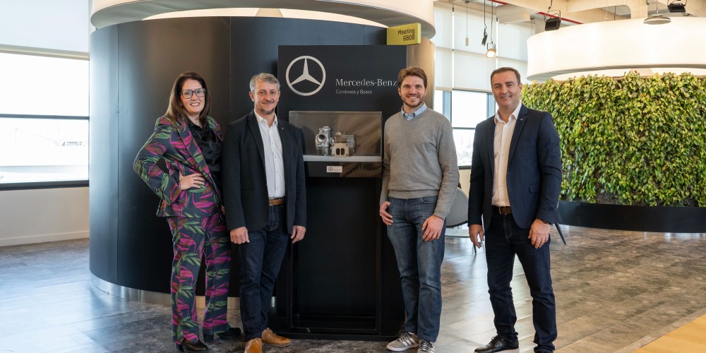 Mercedes-Benz Camiones y Buses lanza su tienda oficial de repuestos y accesorios en Mercado Libre