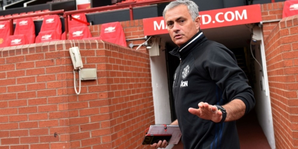 Jos&eacute; Mourinho limit&oacute; las redes sociales en el Manchester United