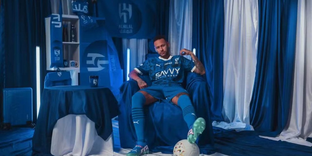 Con Neymar como protagonista, el Al-Hilal lanz&oacute; su camiseta