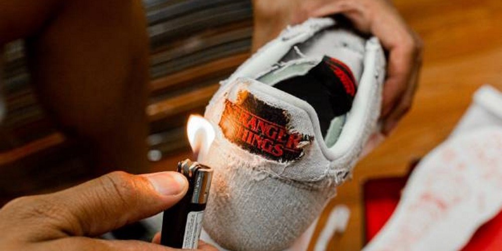 Las zapatillas que revelan una sorpresa de Stranger Things &iquest;al quemarse?