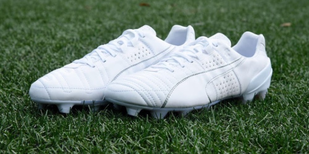 Puma present&oacute; sus nuevos botines totalmente blancos