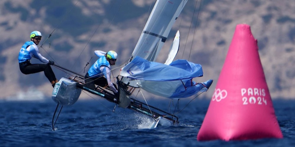 Qui&eacute;nes son Mateo Majdalani y Eugenia Bosco, la pareja que obtuvo la medalla plateada en vela