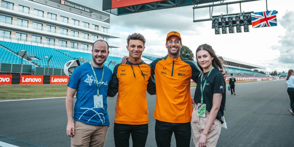 Ralph Lauren present&oacute; a Lando Norris como embajador de su nueva campa&ntilde;a Polo Red