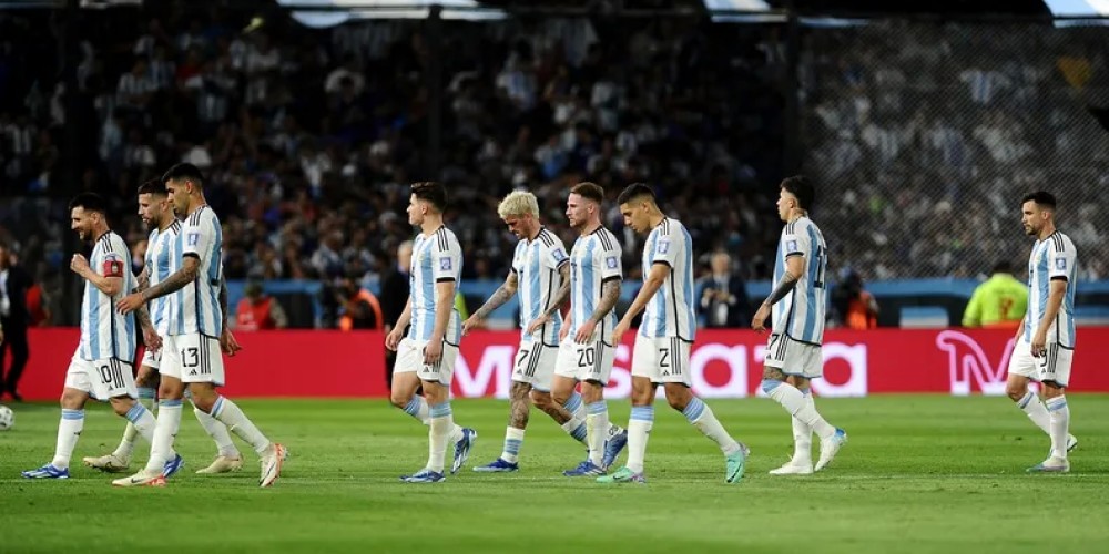 &iquest;Por qu&eacute; la Selecci&oacute;n Argentina har&aacute; de local en la cancha de Boca y no en el Monumental?